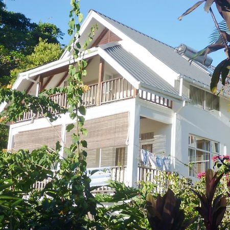La Batie Selfcatering Apartment Beau Vallon  Kültér fotó