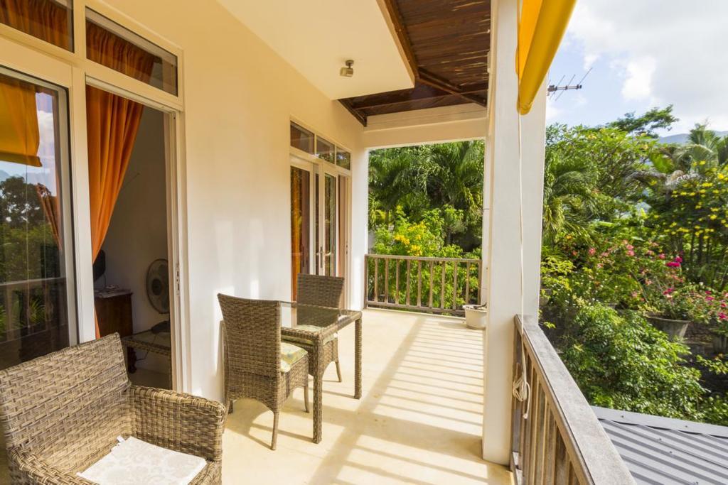 La Batie Selfcatering Apartment Beau Vallon  Kültér fotó