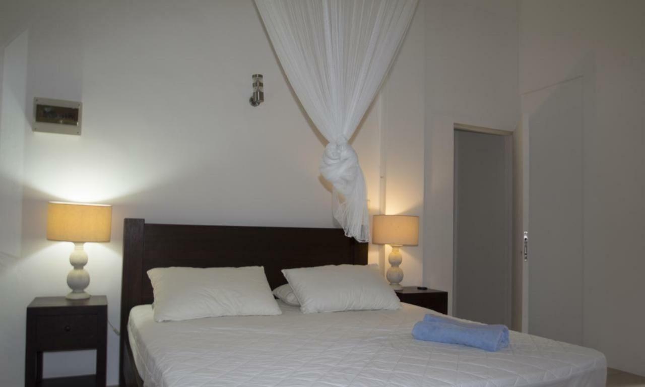 La Batie Selfcatering Apartment Beau Vallon  Kültér fotó