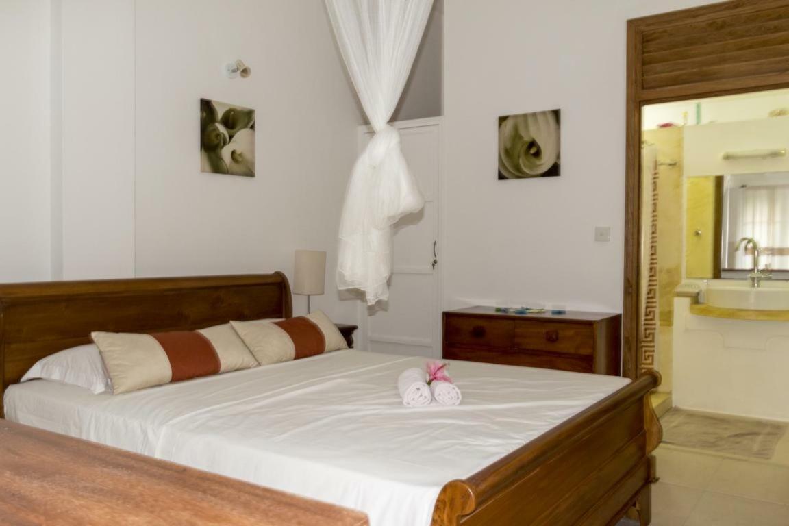 La Batie Selfcatering Apartment Beau Vallon  Kültér fotó