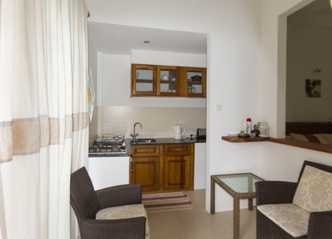 La Batie Selfcatering Apartment Beau Vallon  Kültér fotó